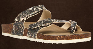 Madden Girl Sandals Just $9.96 on Macys.com (Regularly $49)